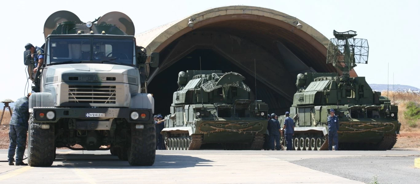 Ξένα δημοσιεύματα: Αθήνα και Μόσχα σε διαπραγμάτευση για την αναβάθμιση των συστημάτων S-300